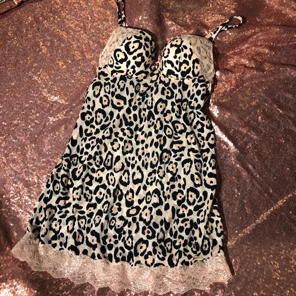 Victoria's Secret Other - VS Pink Leopard